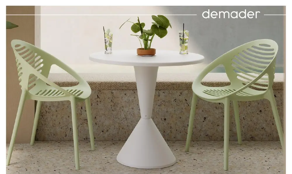TB, Mesas de comedor de la colección Importados